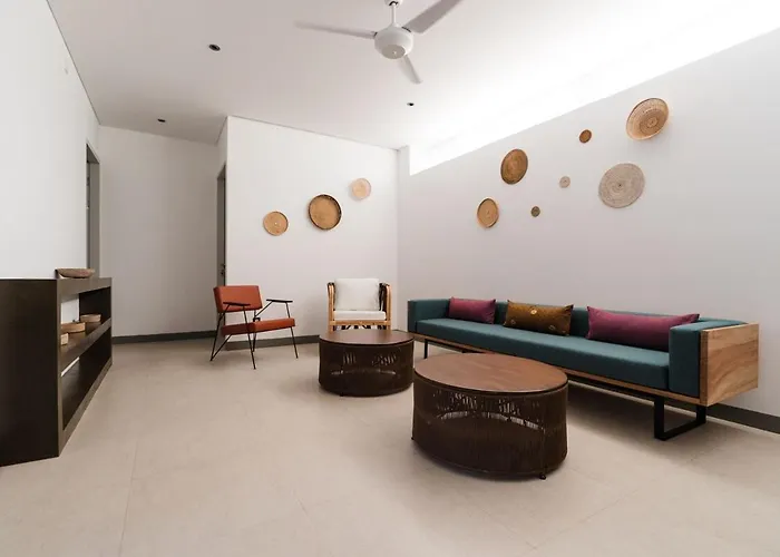 Apartment 2 Bedroom -1 *